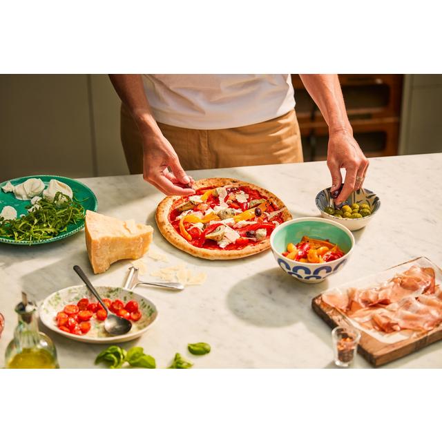 Crosta & Mollica Pizza Base with Tomato Sauce   270g GOODS M&S   