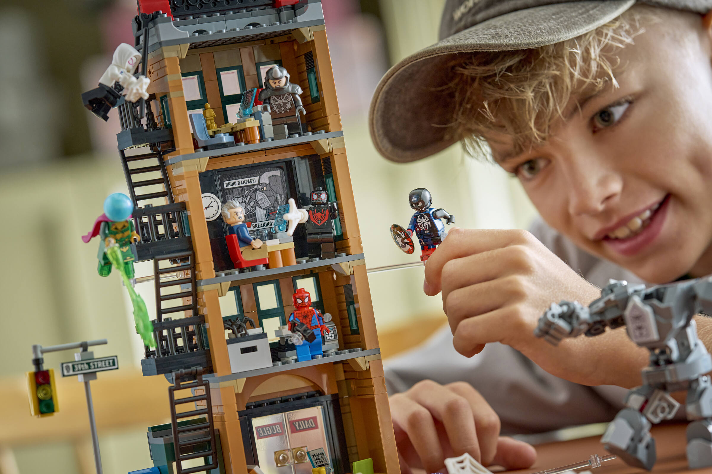 LEGO building set Daily Bugle Spider-Man - British product