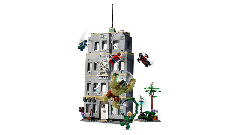 LEGO Spider-Man vs Hulk Epic Clash building set, British product