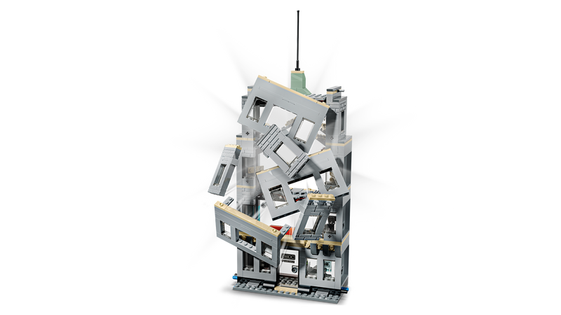 LEGO Spider-Man vs Hulk Epic Clash building set, British product