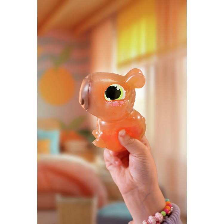 Animagic Glo Capybara squishy bath toy, UK version