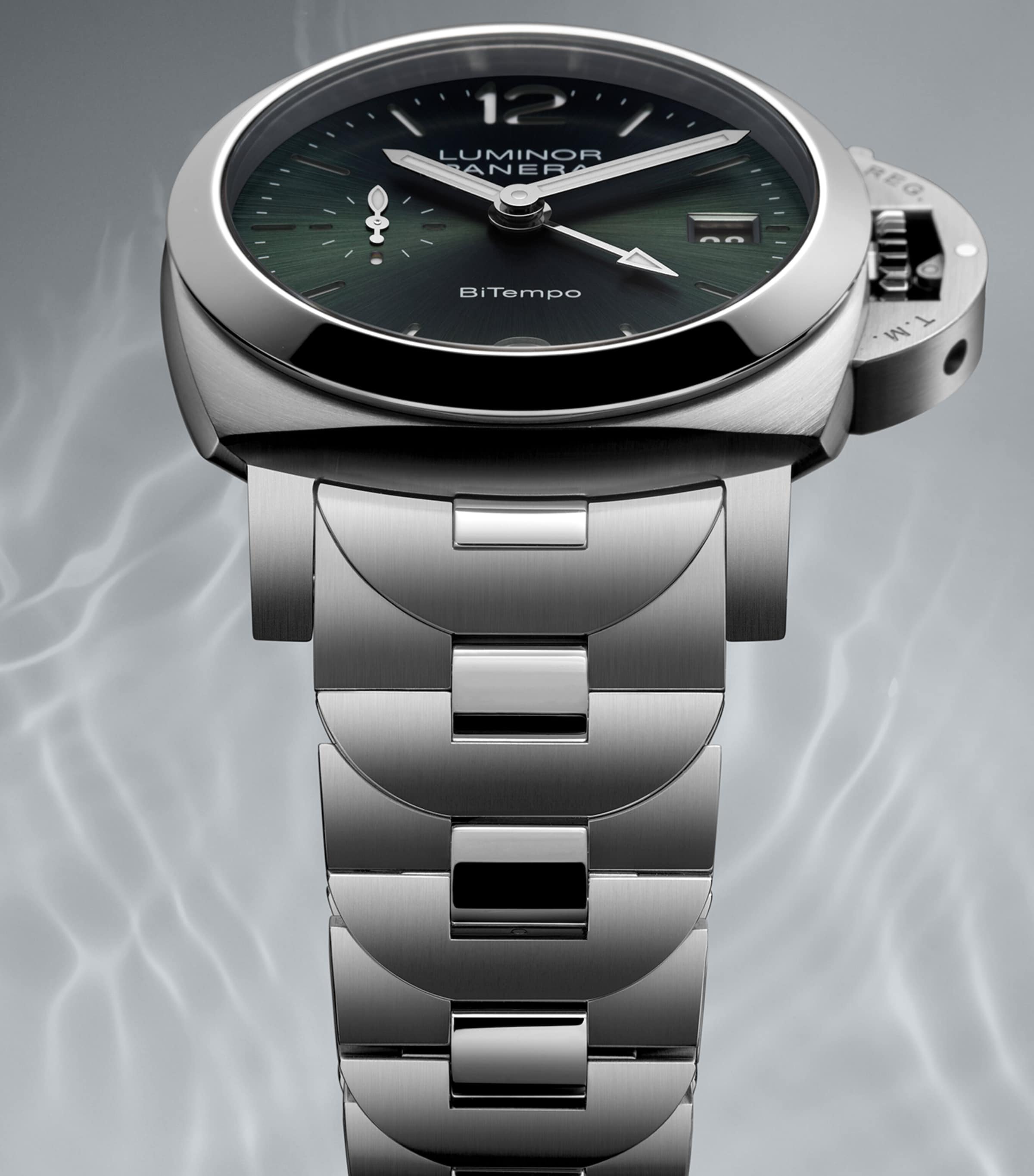 Panerai Luminor Quaranta BiTempo 40mm watch - British product