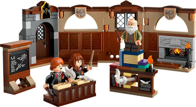Set de construction LEGO Hogwarts Castle Charms Class 204 Pièces - Acheter en ligne chez McGrocer