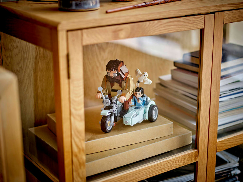 LEGO Harry Potter Hagrid and Harrys Motorcycle Ride Building Set, UK version