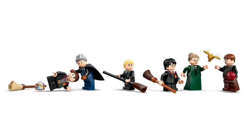 LEGO Hogwarts Castle 651 Pieces, UK version
