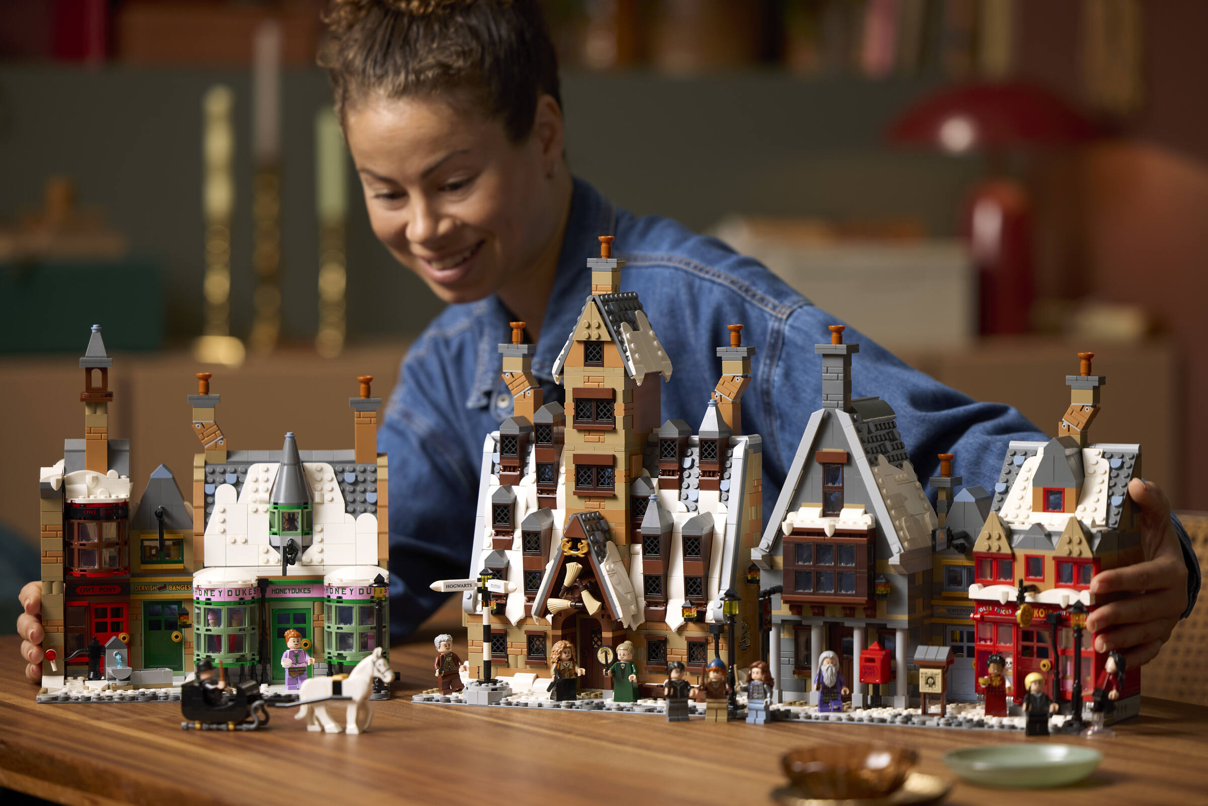 LEGO Harry Potter Hogsmeade Village Collectors Edition 3228 pieces, UK version