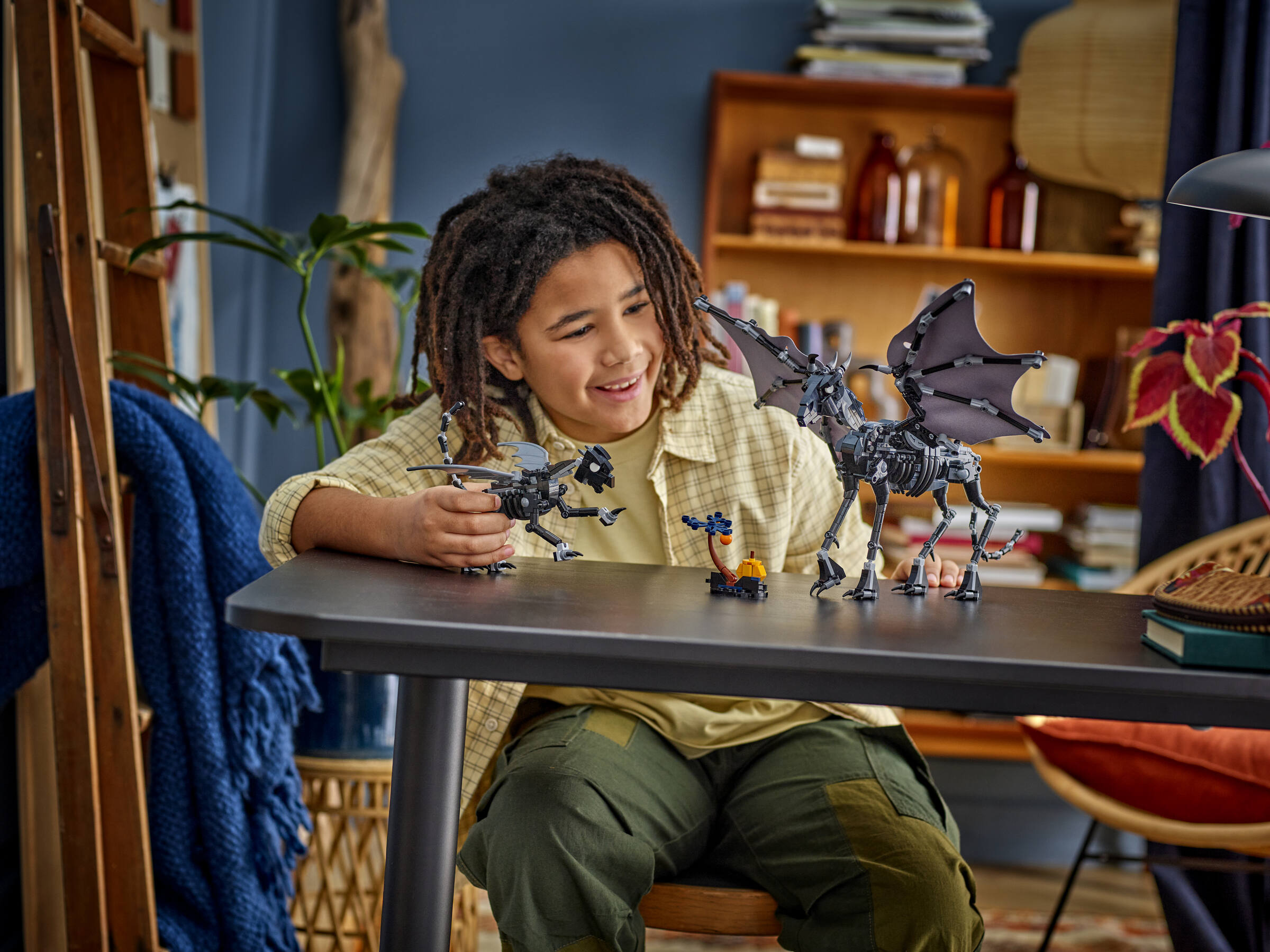 LEGO Thestral Family building set 548 pieces (British brand)