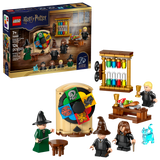 LEGO Harry Potter Sorting Hat Ceremony building set 124 pieces (British brand)