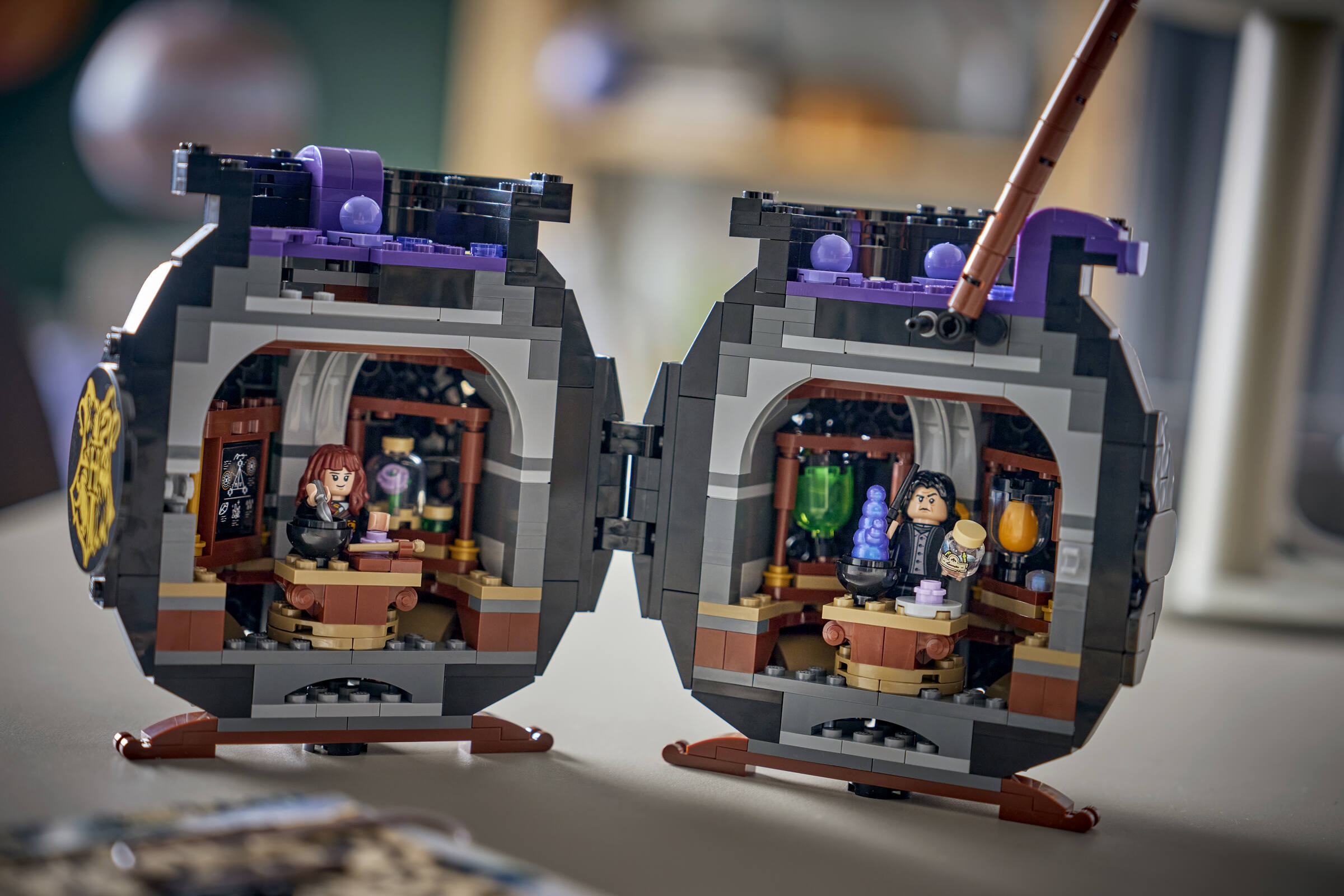 LEGO Harry Potter Secret Potions Classroom cauldron set 652 pieces (British brand)