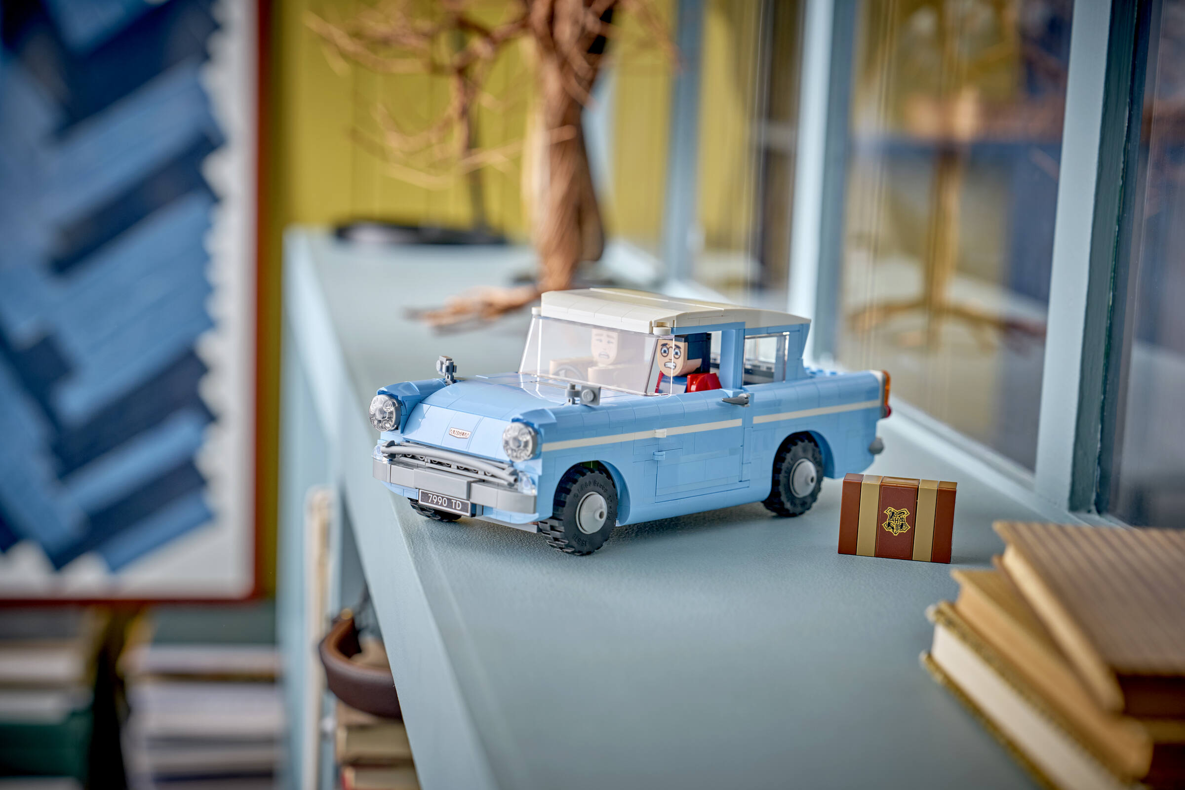 LEGO building set Enchanted Flying Ford Anglia 868 pieces, imported from the UK