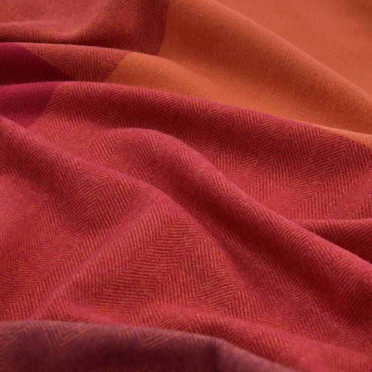 Home herringbone throw red 125x150cm (British brand)