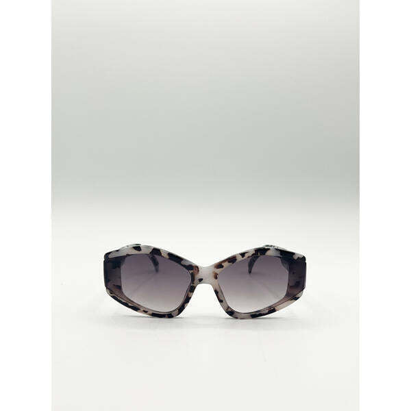 SVNX angular cat-eye sunglasses in multi (British brand)