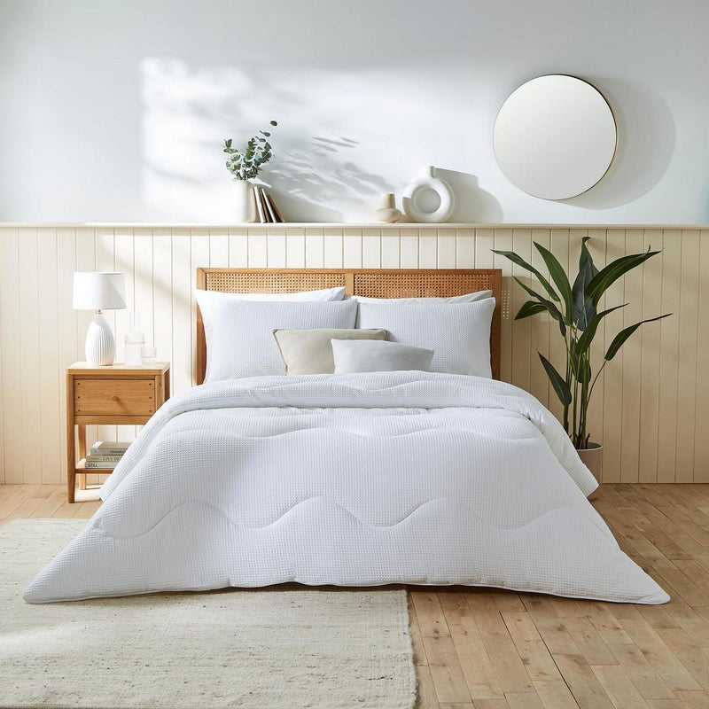Night Lark Cotton Waffle White 4.5 Tog Duvet Set - King Size