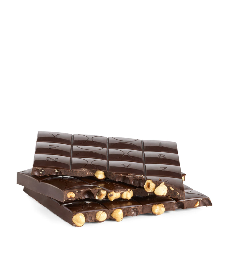 Venchi 1878 dark chocolate bar with hazelnuts 600g, UK version