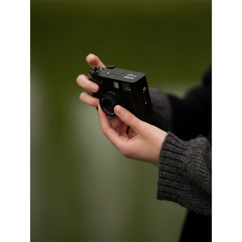 Fujifilm X Half Camera Black - British product