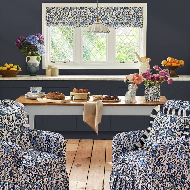 Cath Kidston grey emulsion paint 2.5L - British product