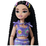 Barbie Dream Besties Renee roller skating doll 32cm (British brand)