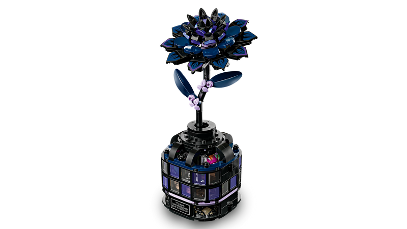 LEGO Black Dahlia Flower building set 358 pieces - British product