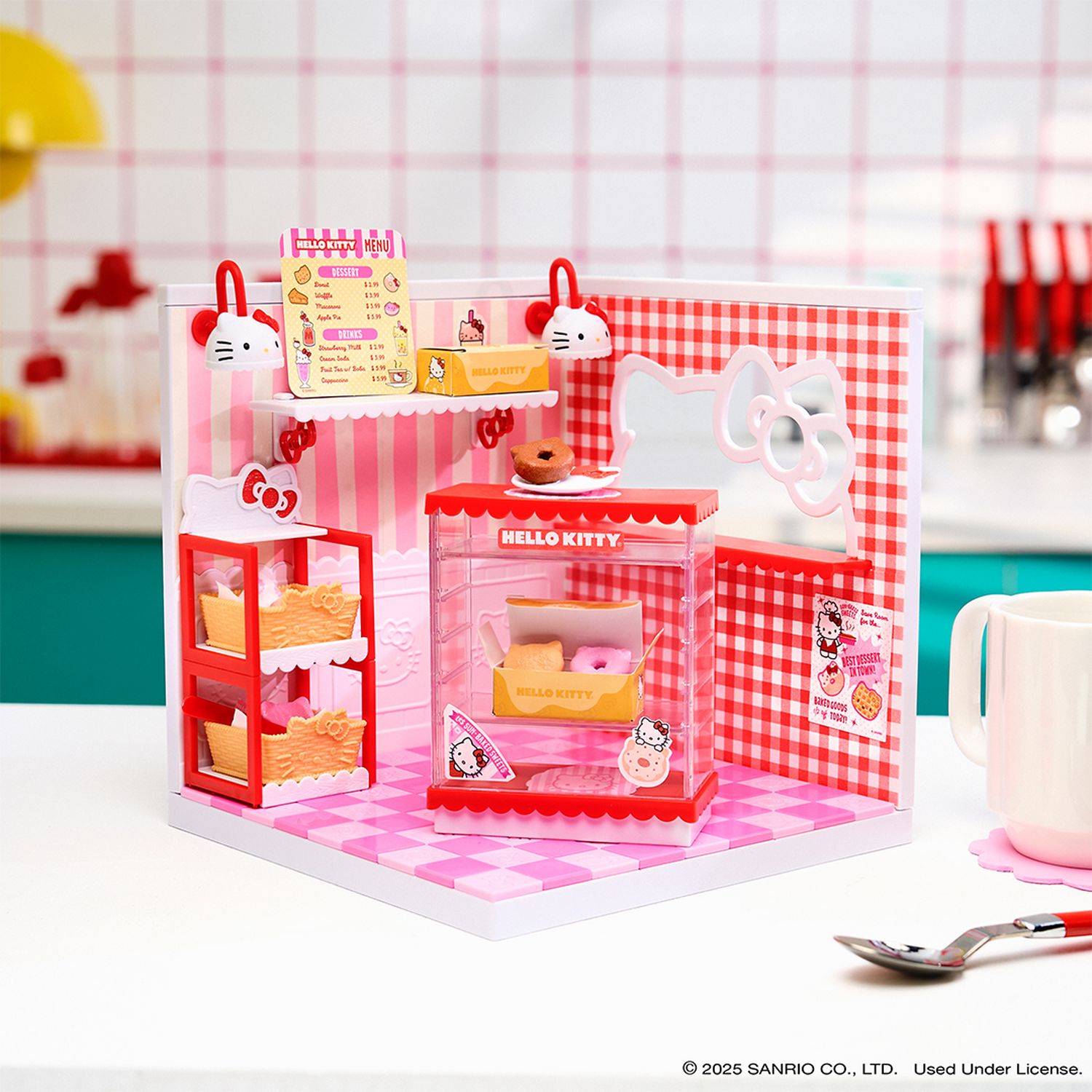 MGA Miniverse Sanrio playset with assorted characters - British product