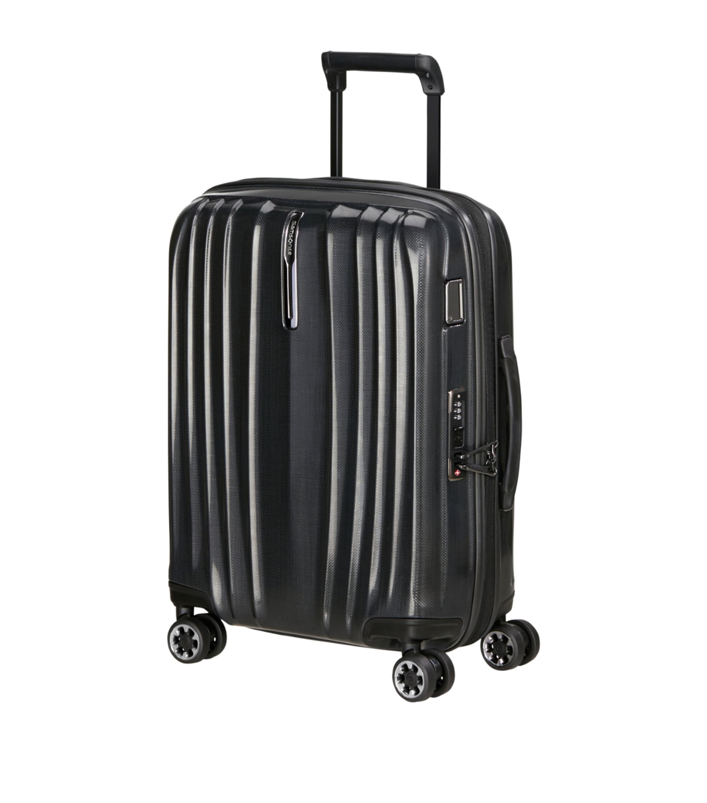 Samsonite Nexis expandable spinner 55cm suitcase (British brand)