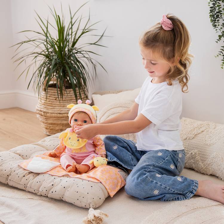 Tiny Treasures baby doll gift set Little Giraffe 43cm, imported from the UK