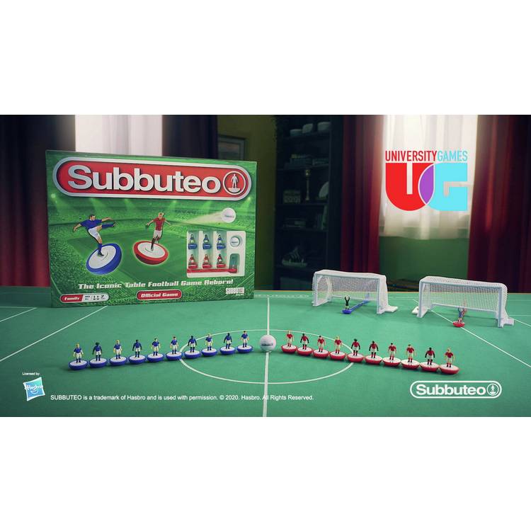Subbuteo football game set including players and goals (British brand)