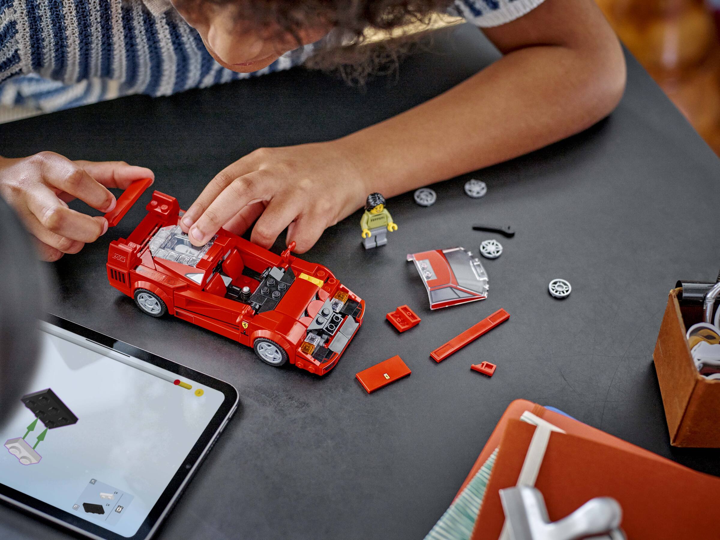 LEGO Speed Champions Ferrari F40 Supercar toy car 318 pieces - British product