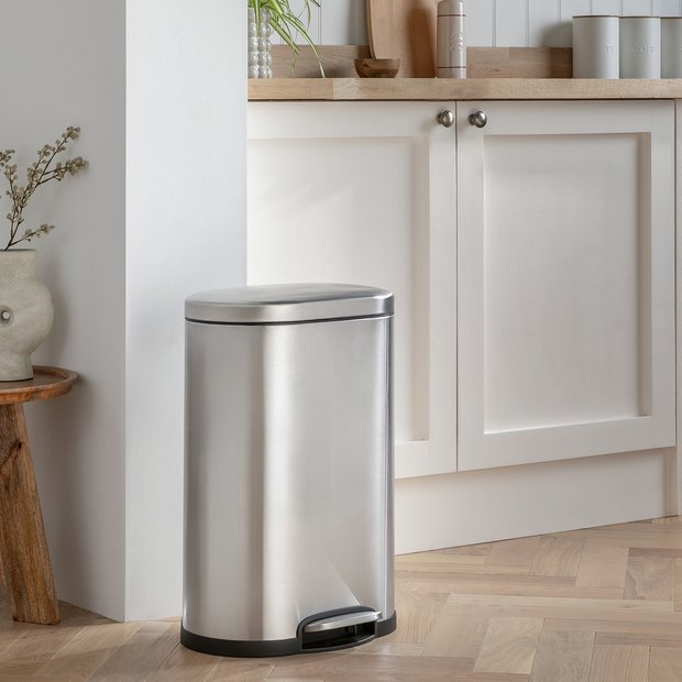 Habitat 30 litre stainless steel pedal bin (British brand)