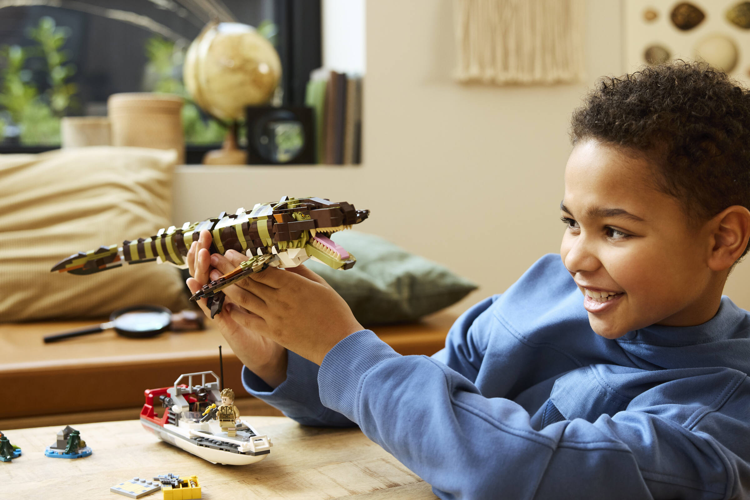Lego Jurassic World Mosasaurus Boat Mission - British product