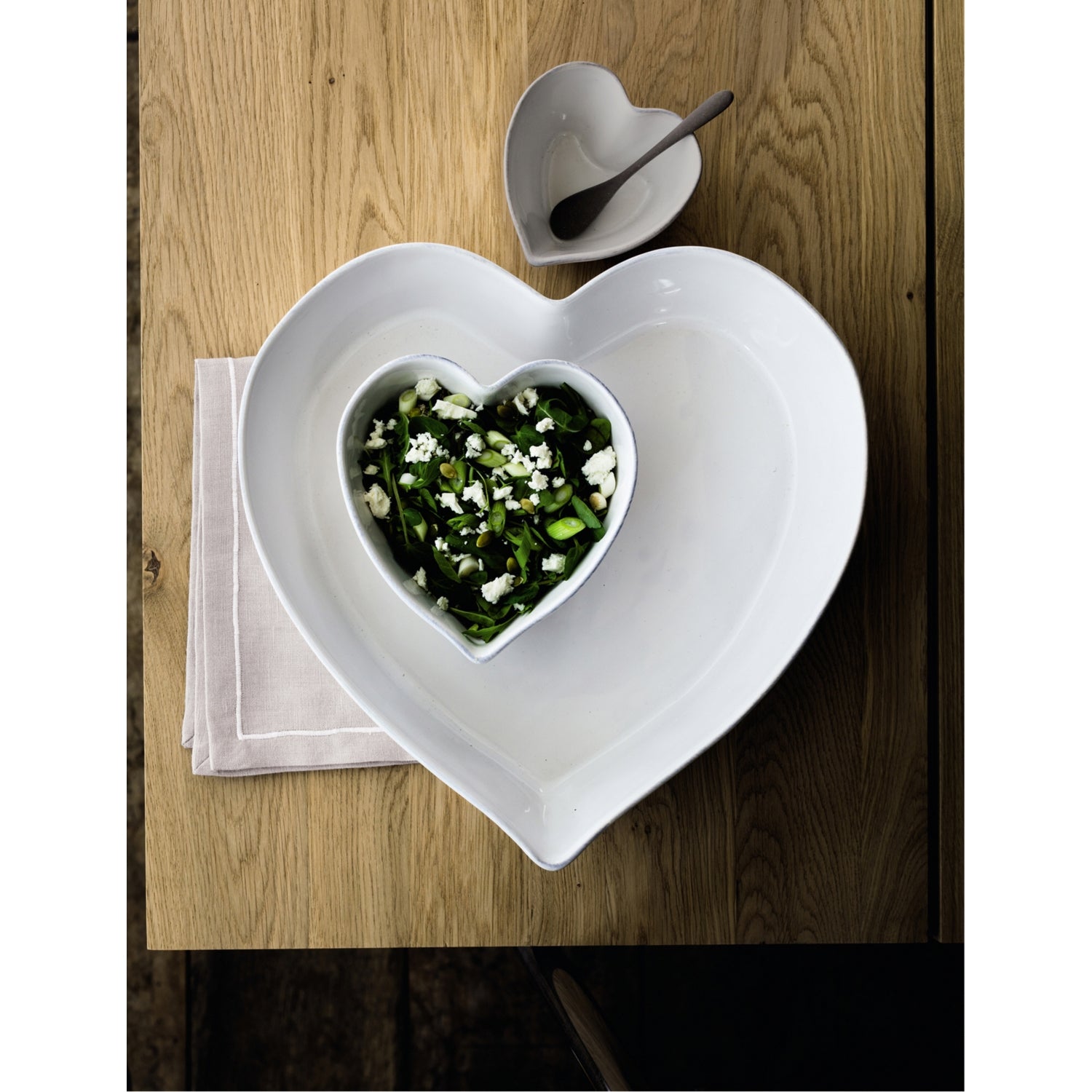 The White Company Porto heart-shaped ceramic ramekin, UK version