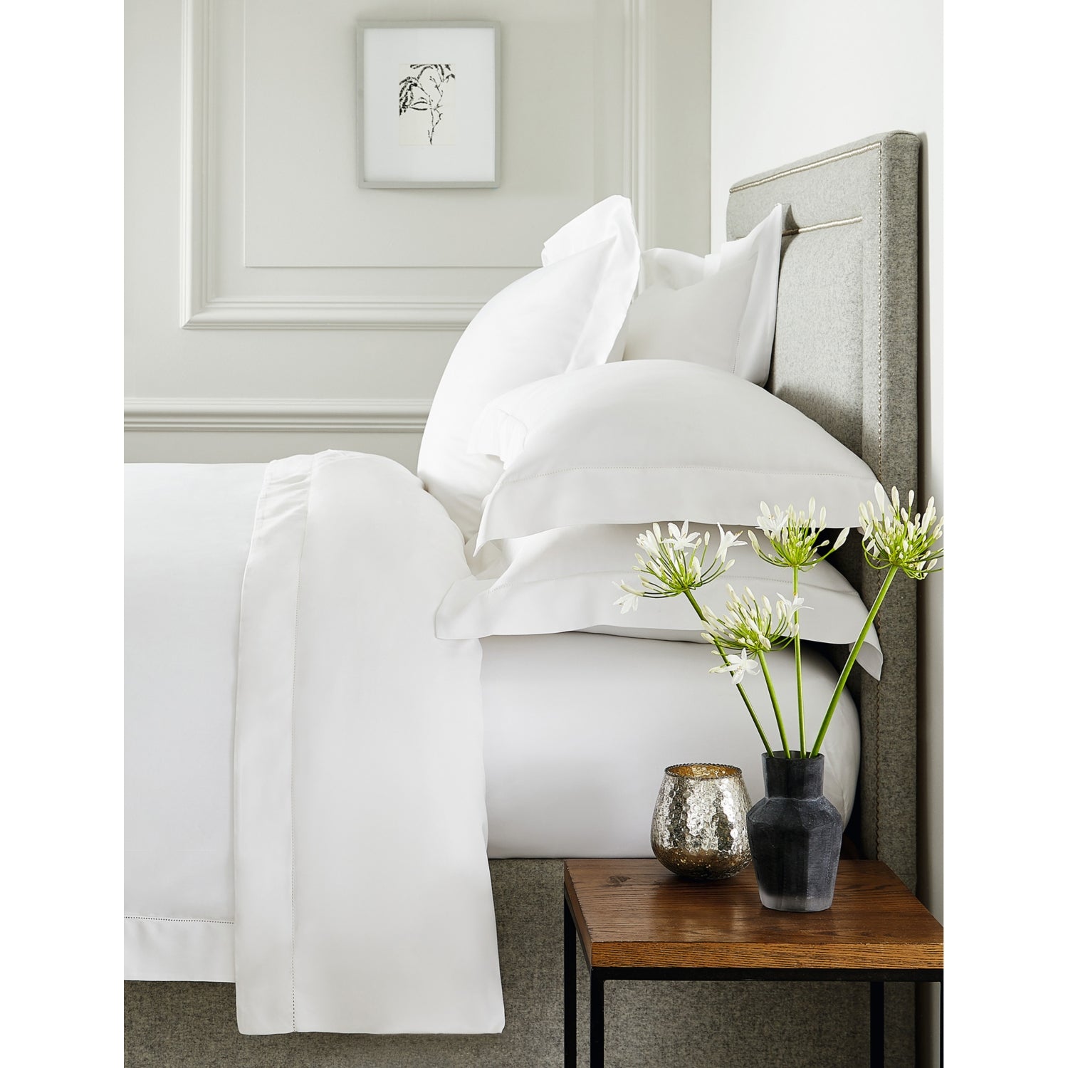 The White Company Connaught cotton silk-blend fitted sheet, imported from the UK