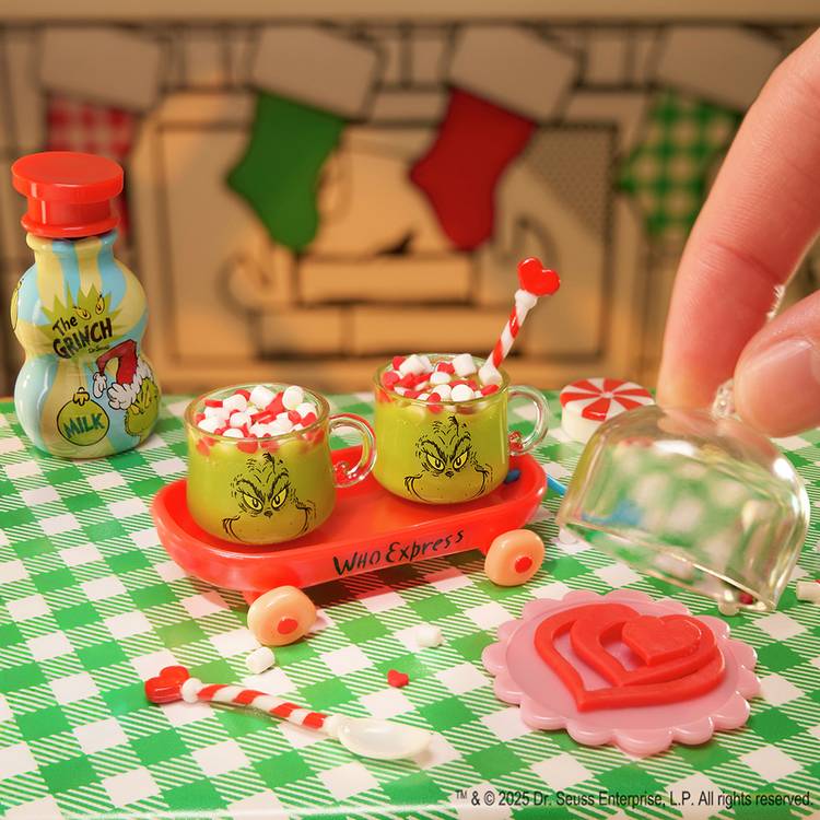 MGA Miniverse Make It Mini Holiday resin craft toy (British brand)