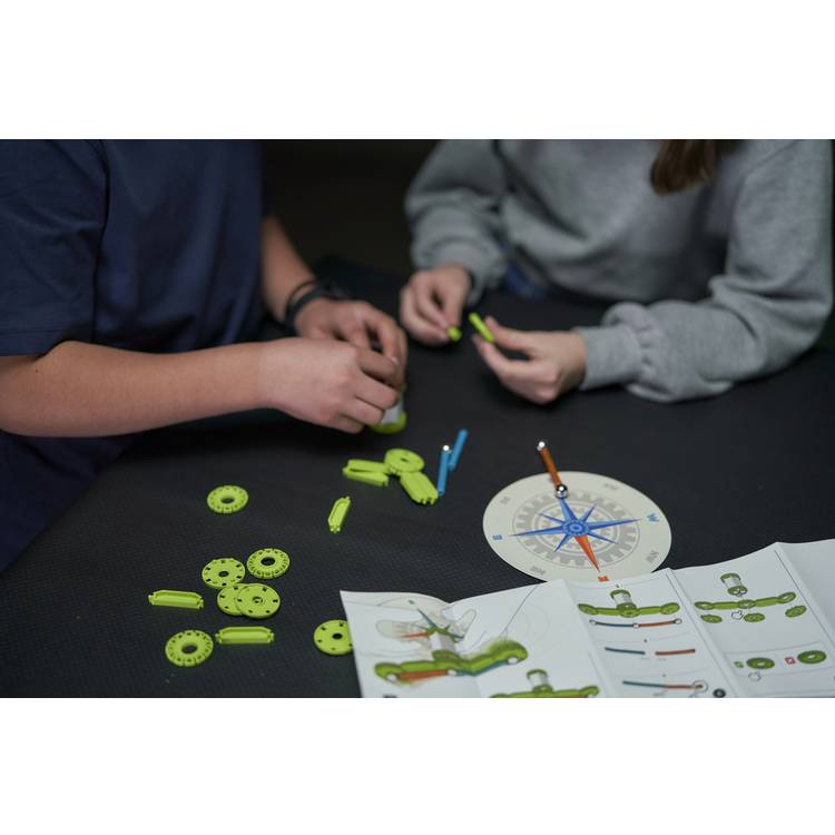 Geomag Mechanics Gravity Compass 35 pieces, imported from the UK