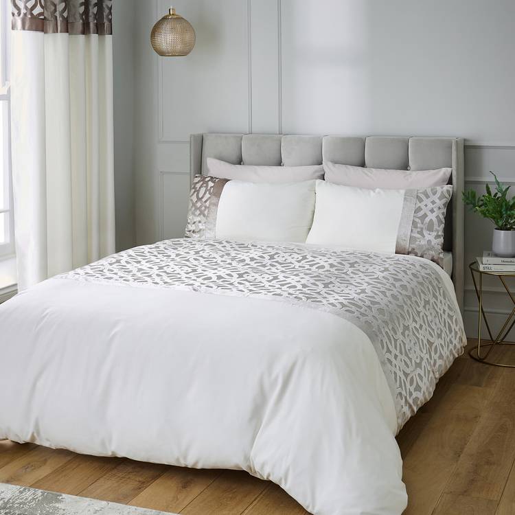 Catherine Lansfield velvet bedding set double, UK version