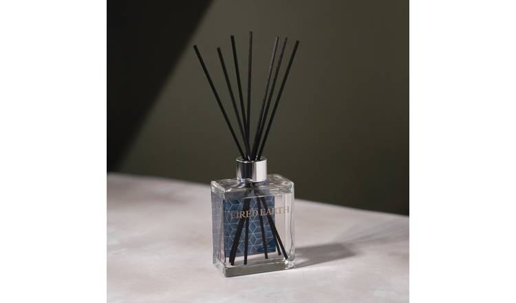 Fired Earth reed diffuser Assam & White Cedar 180ml (British brand)