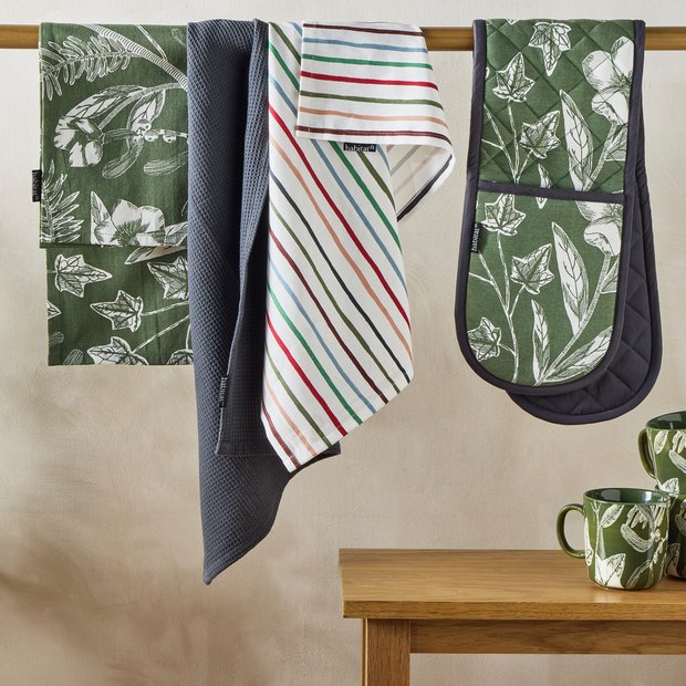 Habitat textile set green floral stripe, UK version