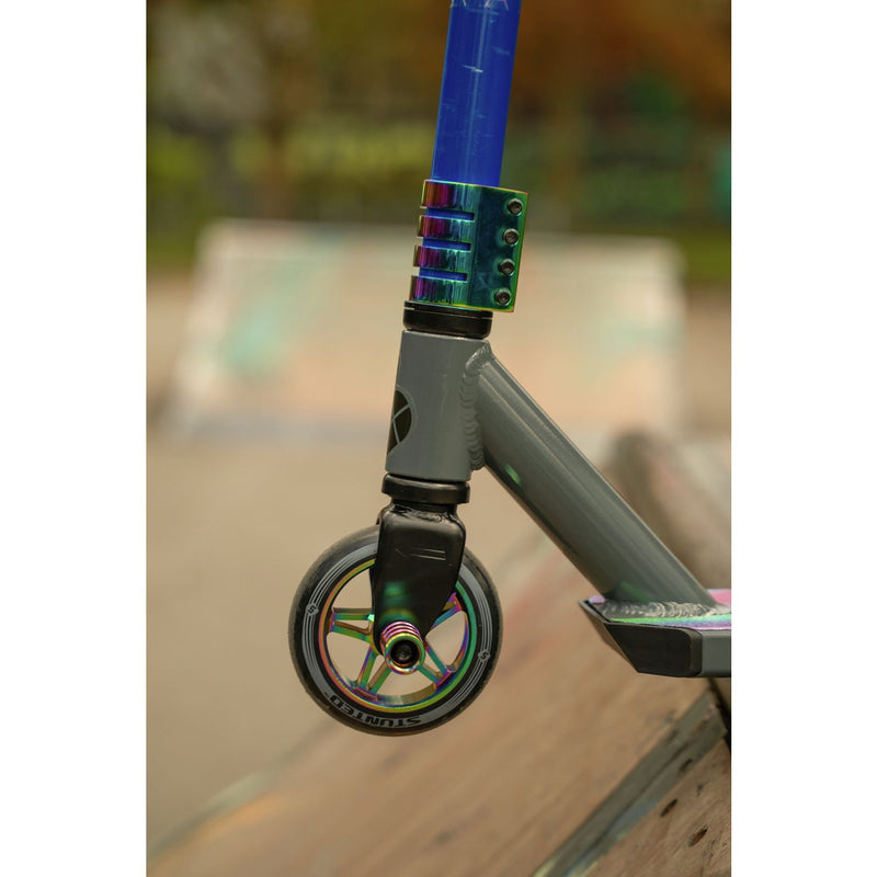 Stunted Flare stunt scooter with aluminium deck and neochrome details (British brand)
