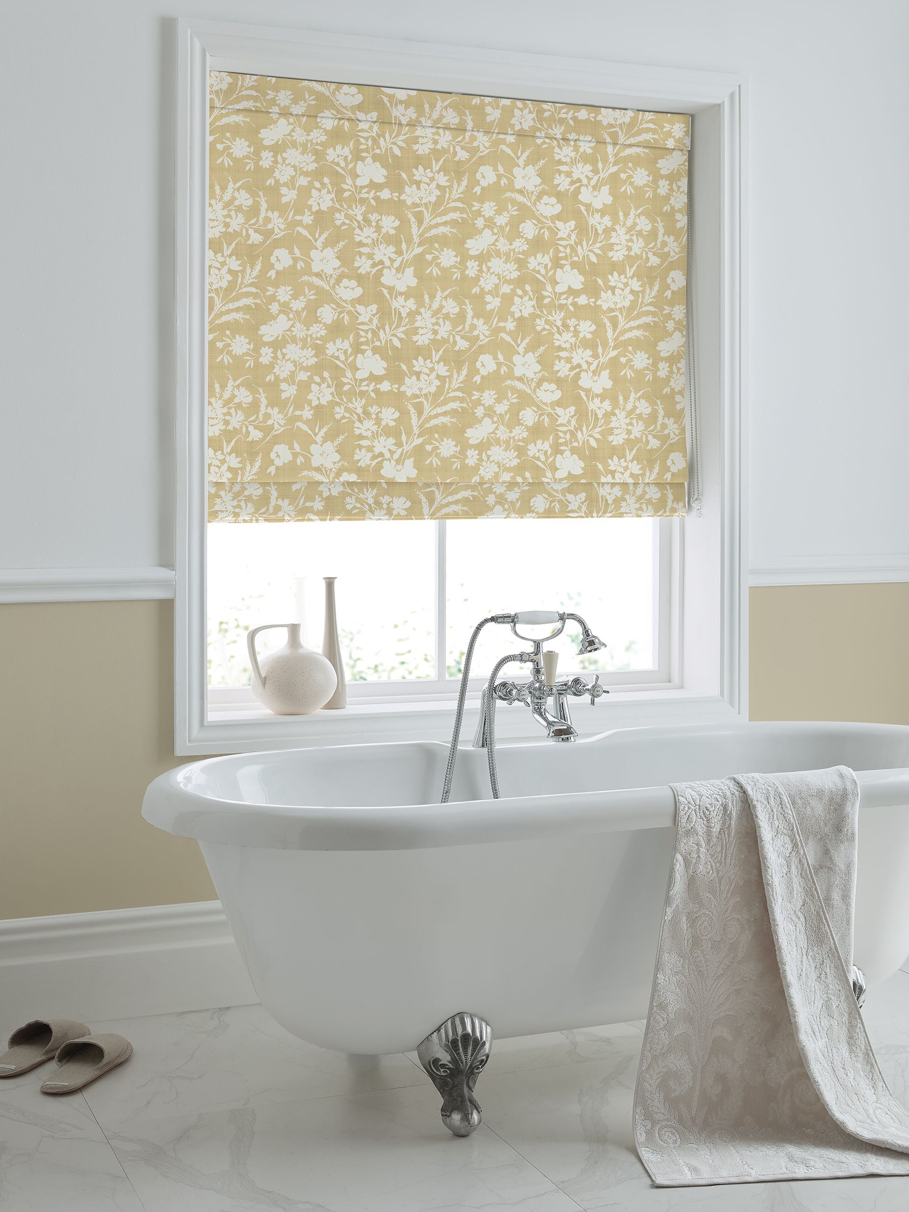 Laura Ashley Gold Rye roman blind floral design, UK version