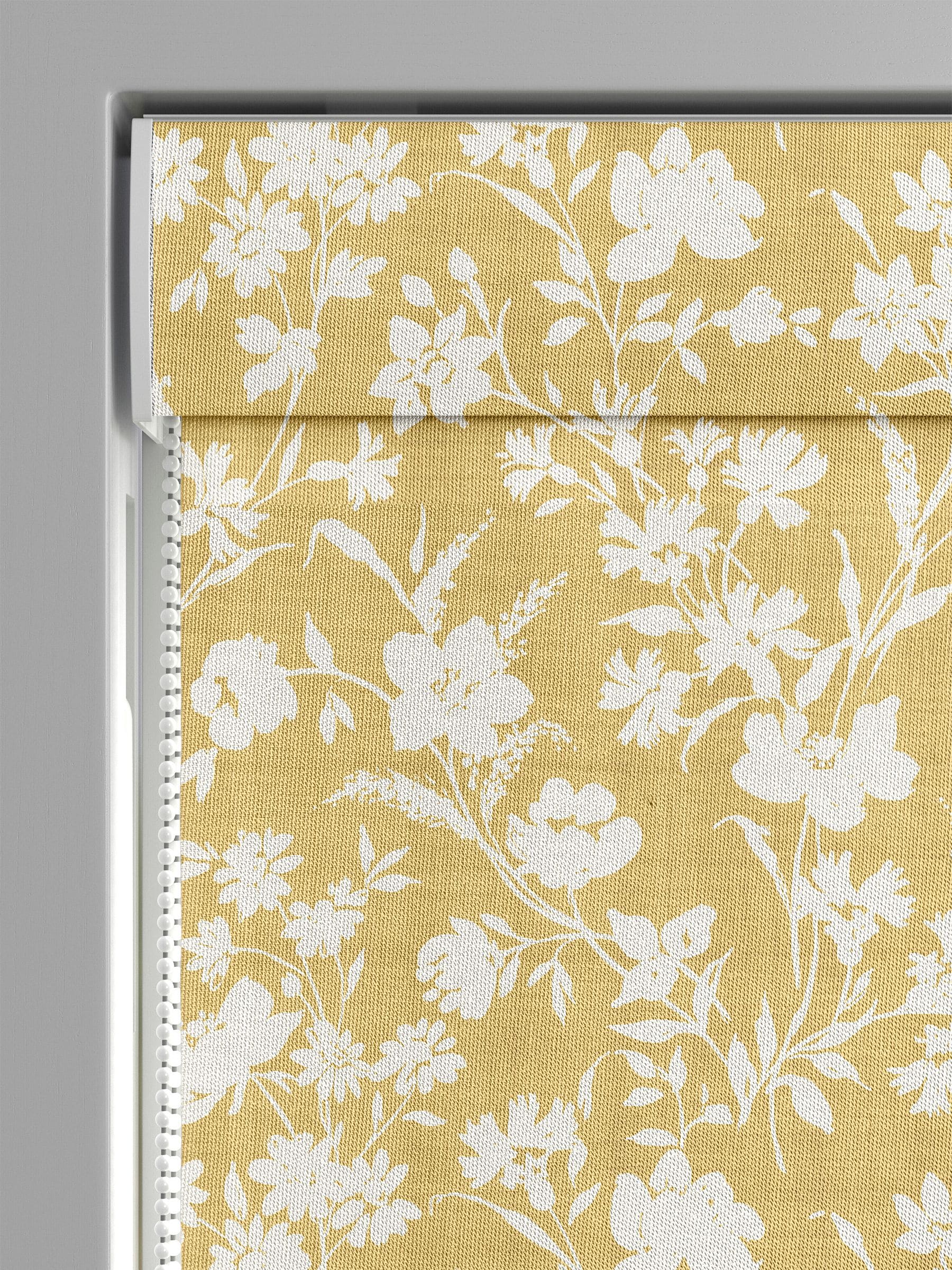 Laura Ashley Gold Rye roman blind floral design, UK version