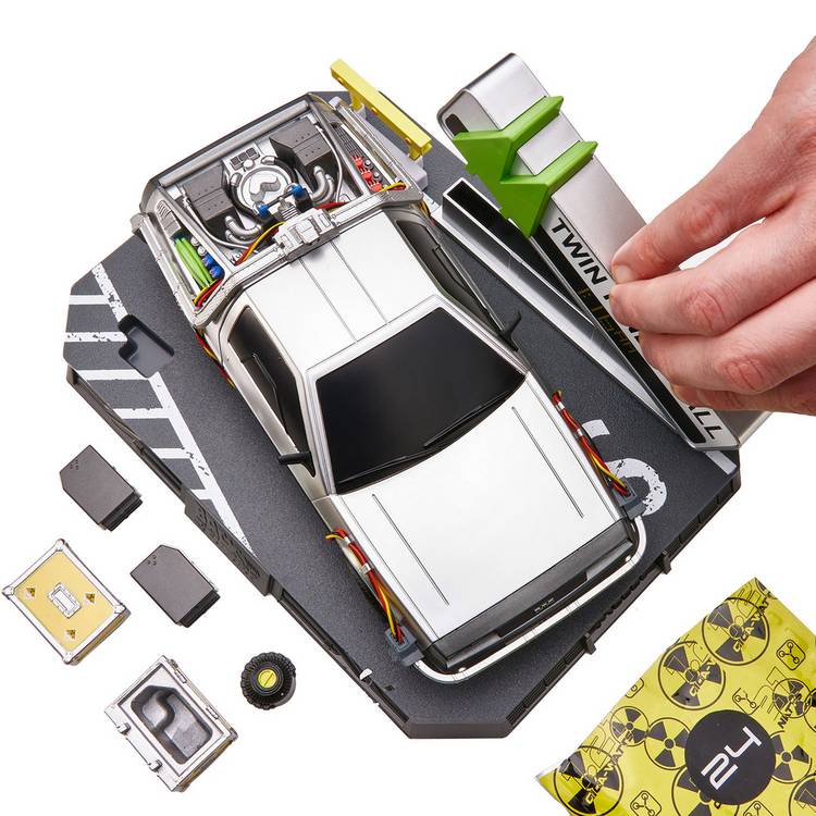 Numskull BTTF DeLorean model kit countdown character - British product