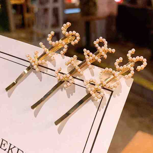 Envie Metal Pearl Letter Hairpins Boss Style - British product