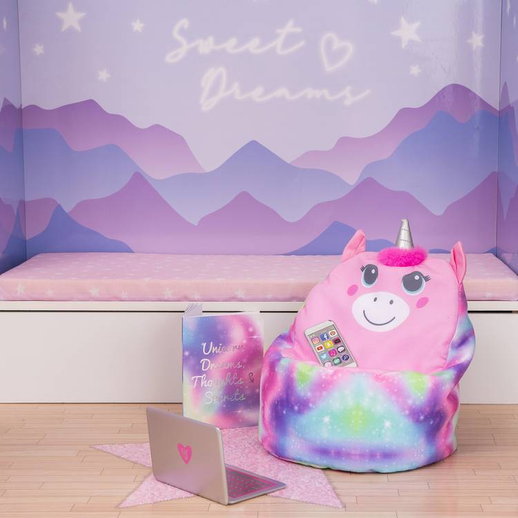 DesignAfriend unicorn chair set with phone laptop notebook (British brand)