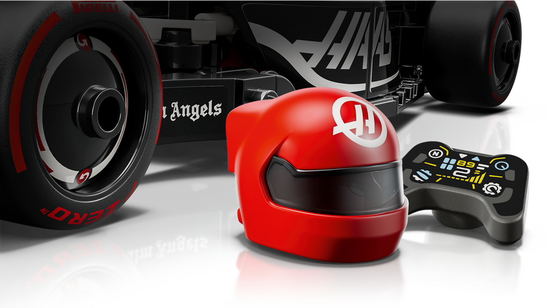 LEGO MoneyGram Haas F1 Race Car 242 Pieces, imported from the UK