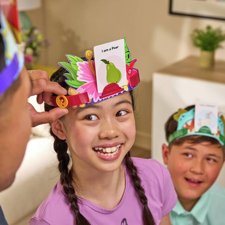 Spin Master Games Hedbanz Refresh guessing game, UK version