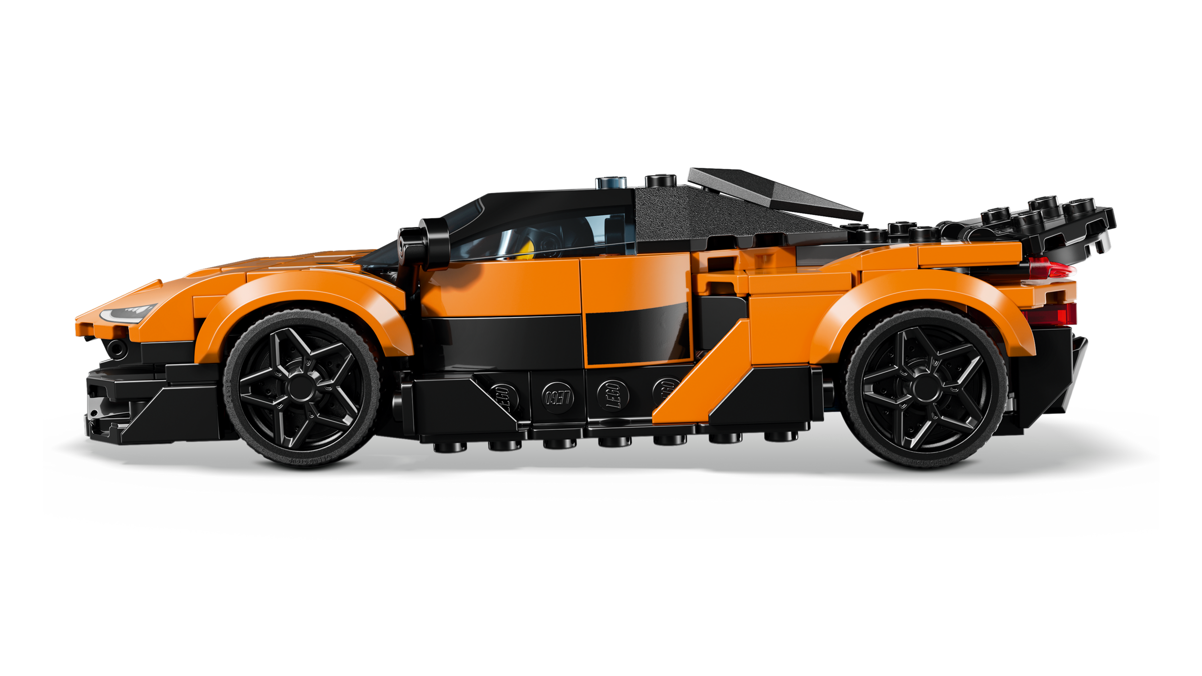 LEGO building toy McLaren W1 287 pieces (British brand)