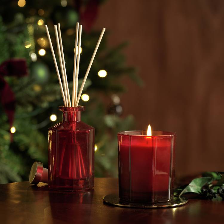 Argos Home Christmas Spice candle and diffuser set 90ml (British brand)