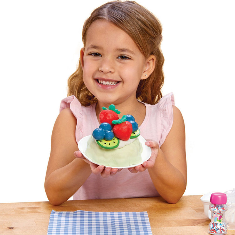 Little Tikes Bluey Pavlova cake kit - British product