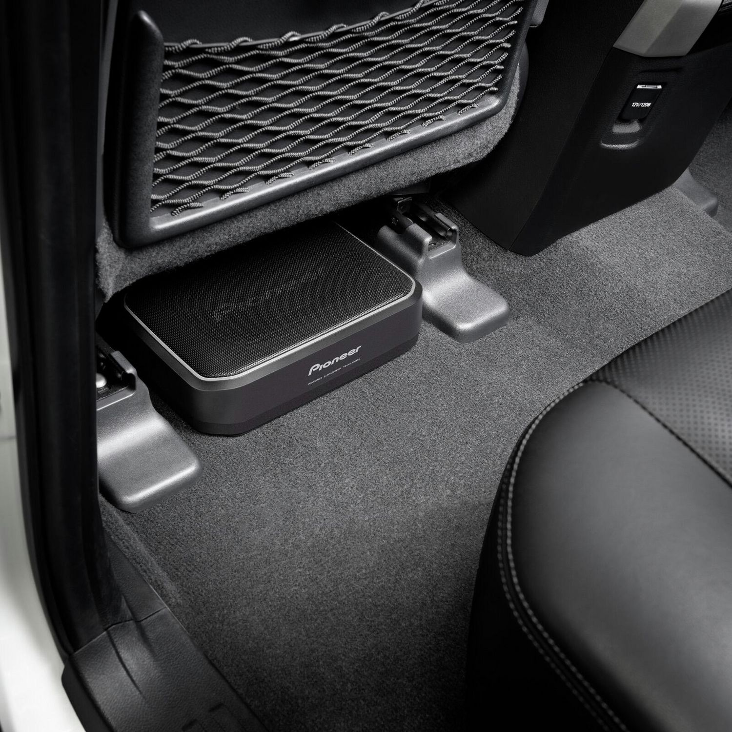 Pioneer underseat active subwoofer 170W - British product