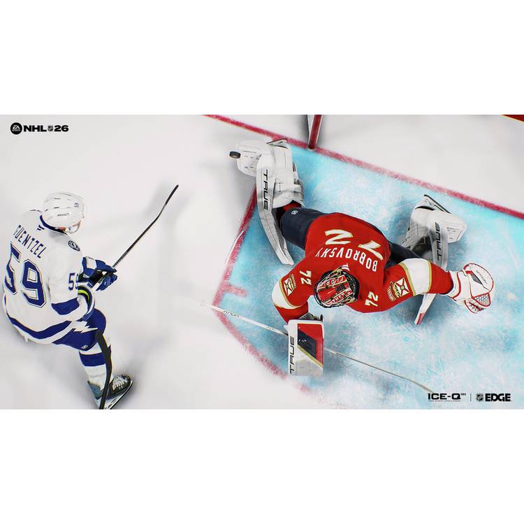 EA Sports NHL 26 PS5 game disc - British product