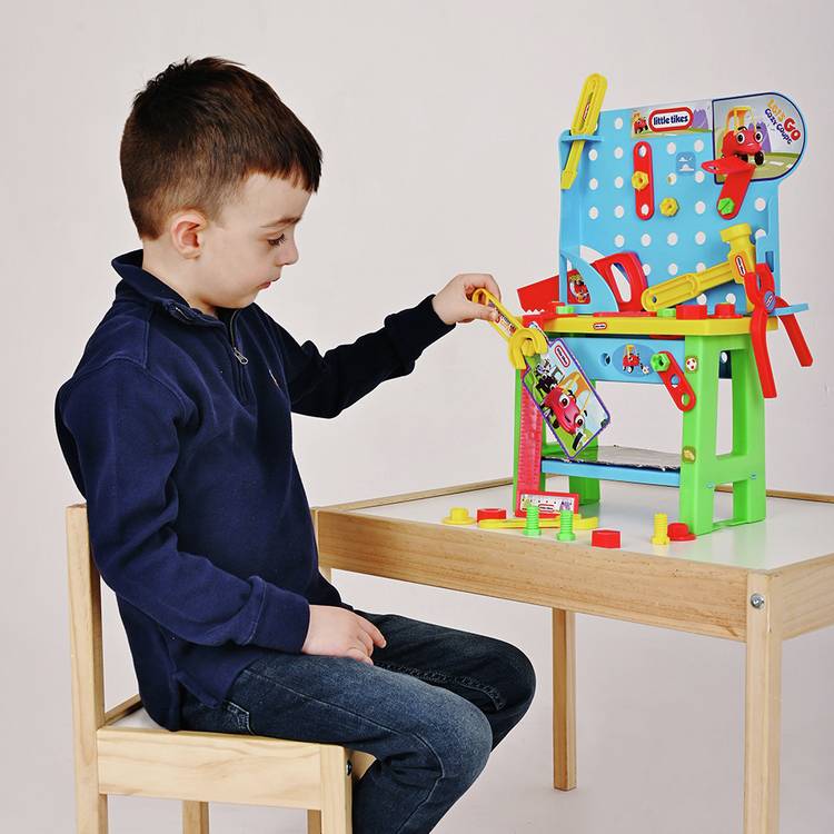 Little Tikes Cozy's Toolbench with 36 tools - British product